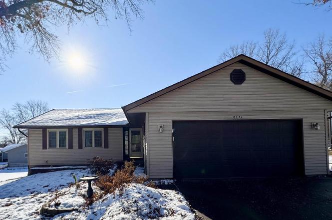 2331 Cameron Dr Dr