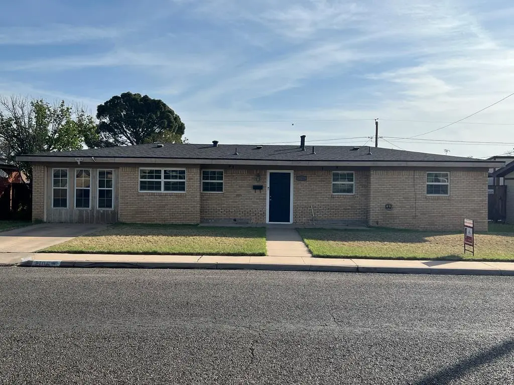 2106 Spur Ave