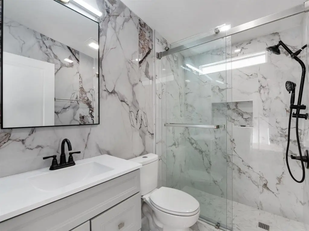 1150 N Kirby St #59