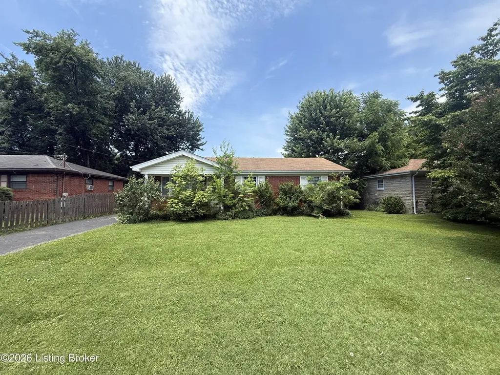 9404 Thor Ave