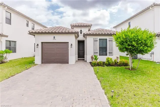 5596 Cobalto Way