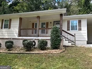 5552 Lakeside Dr