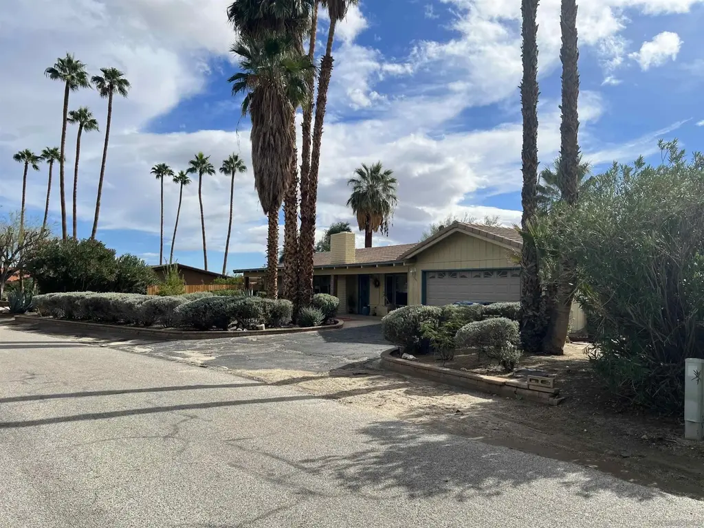 349 Pointing Rock Dr