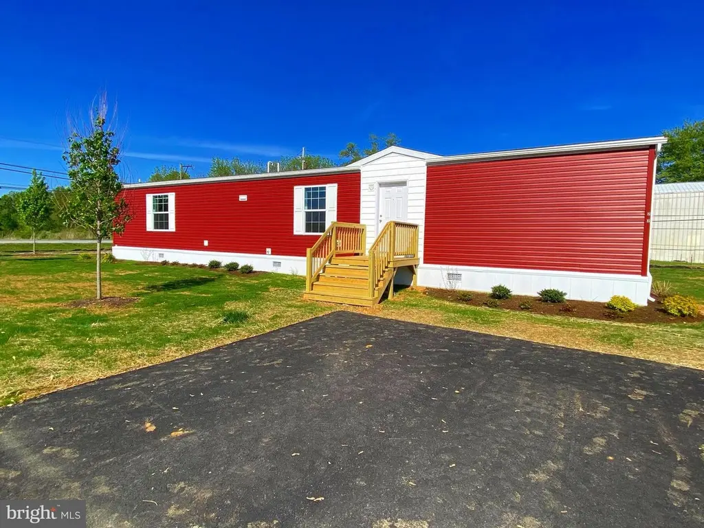 Gunner Lane Lot 70