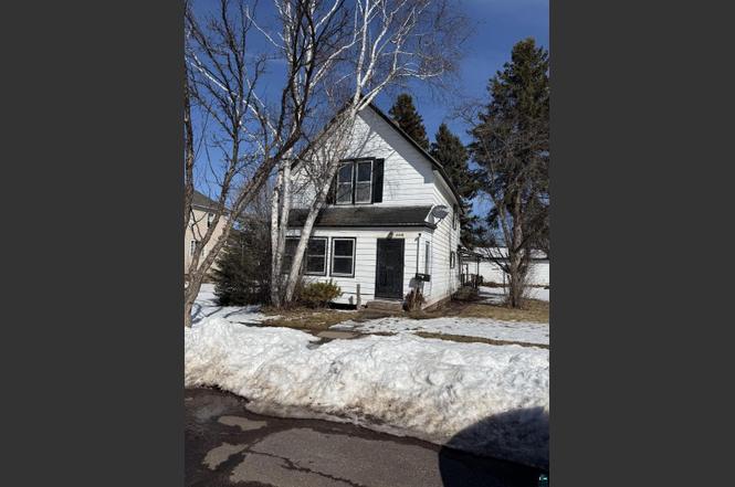 506 Willis Ave