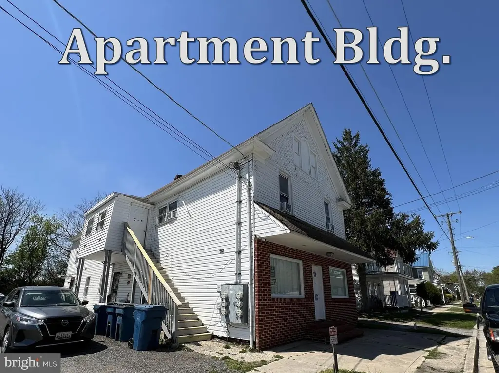 310 Main St