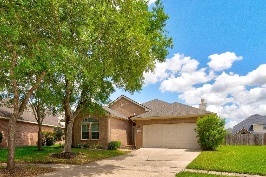 14103 Spring Knoll Ln