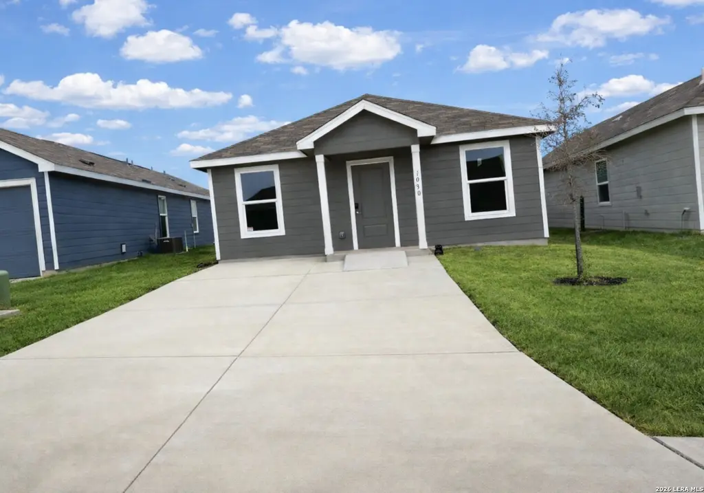 1030 Snedeker Dr