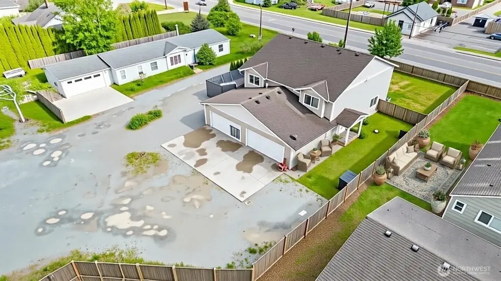 838 Cook Rd