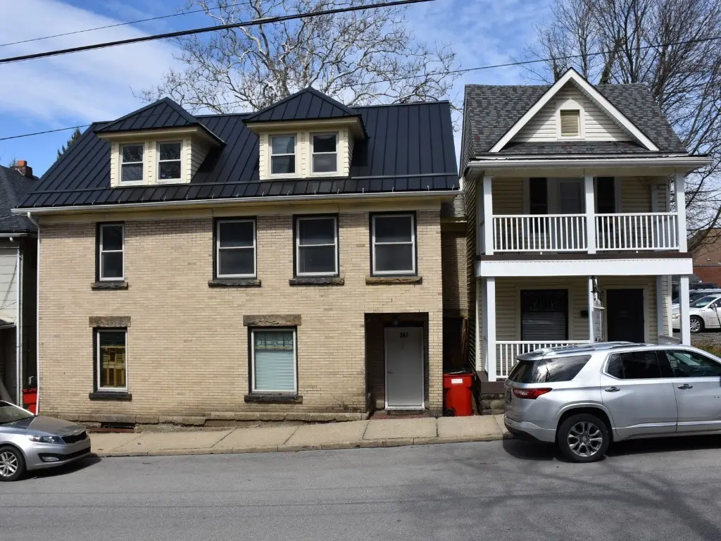 307 & 311 Walnut St