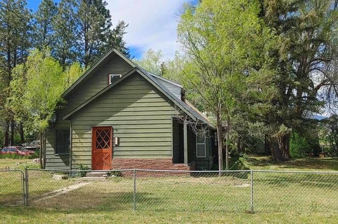 227 Alturas Ave