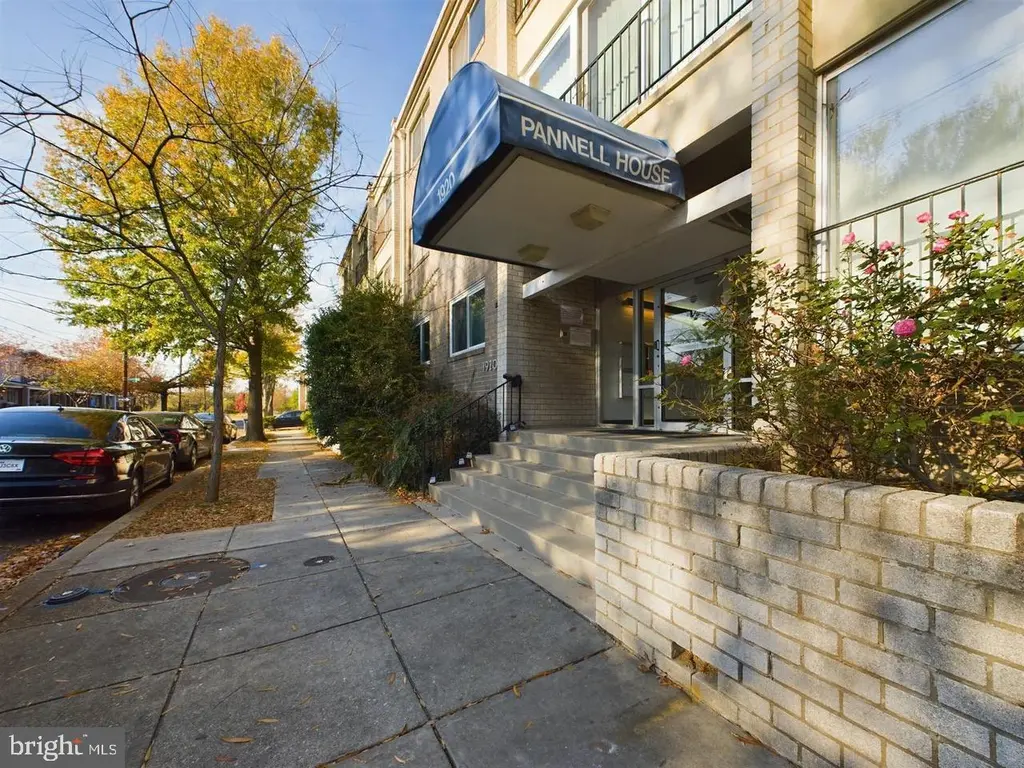 1920 Naylor Rd SE Unit T3