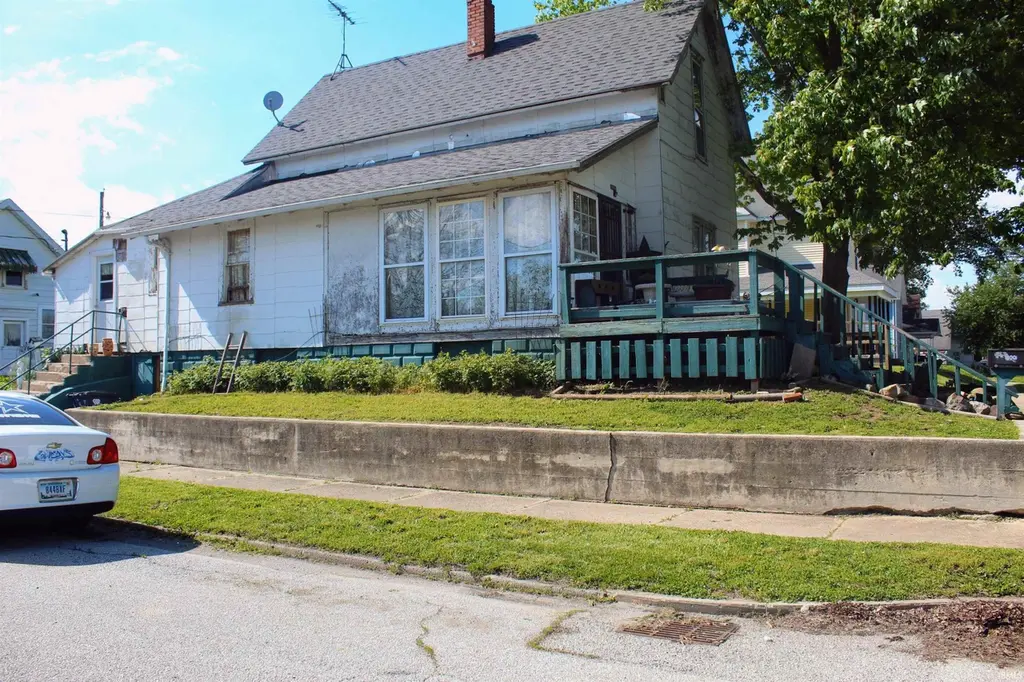 800 N Gentry St