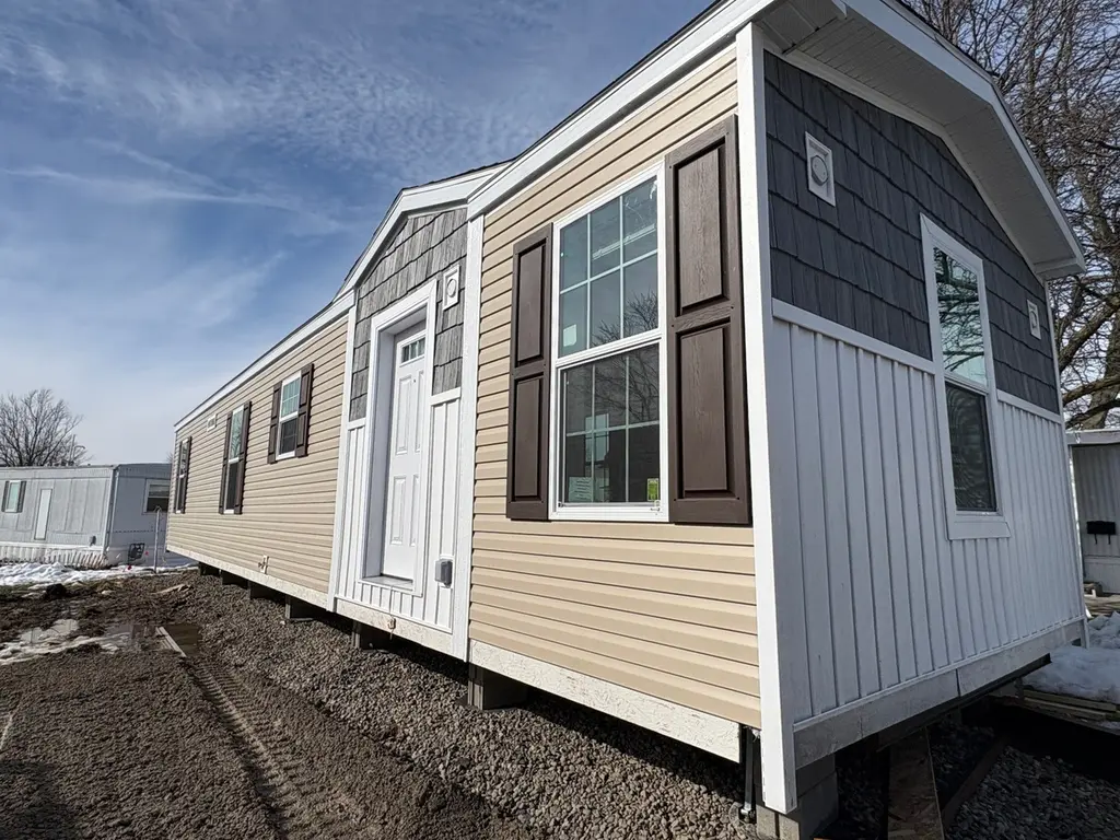37 Tammy Ln Unit 608S