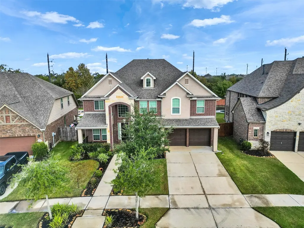 10135 Cypress Path