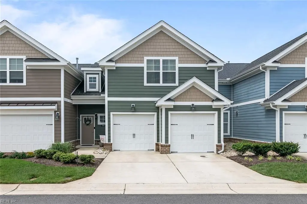 214 Retreat Dr