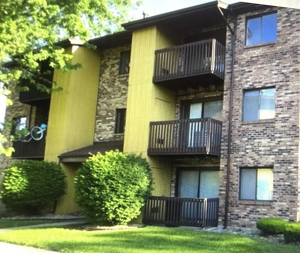 1249 Cunningham Dr Unit 3E