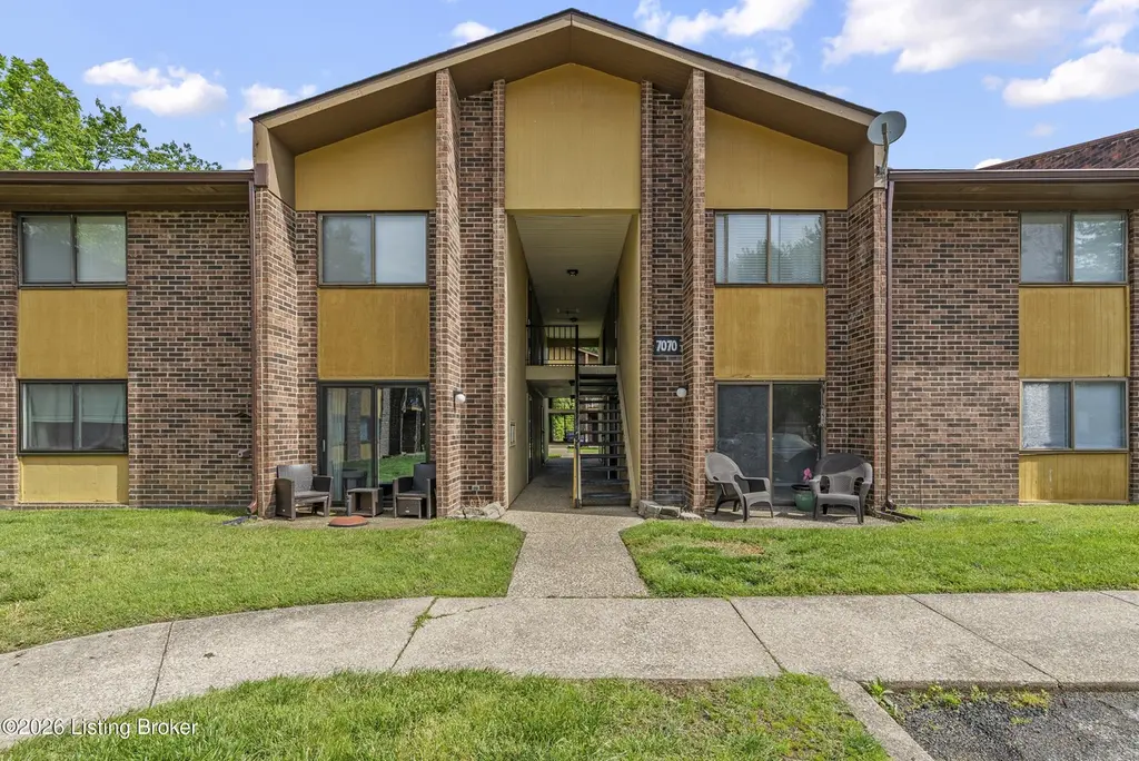 7070 Wildwood Cir #153