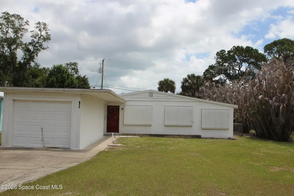441 Bluff Dr