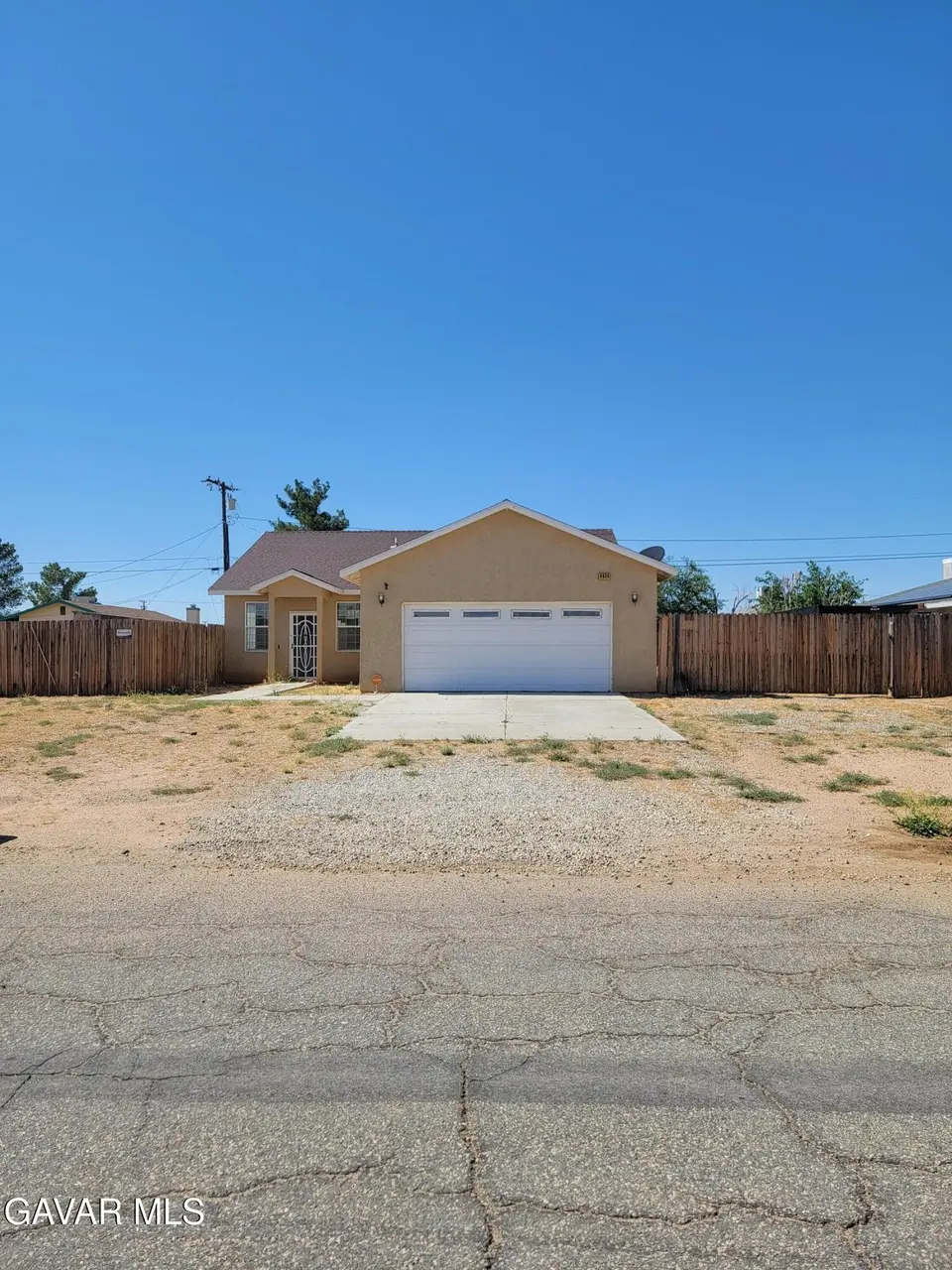8836 Peach Ave