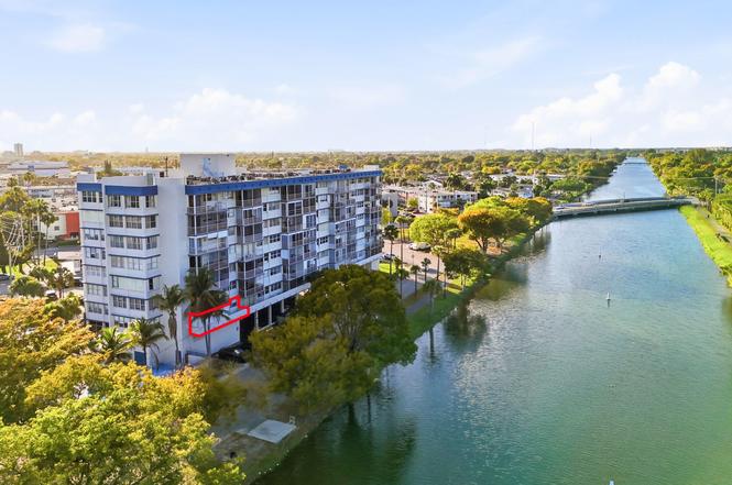 16850 S Glades Dr Unit 2g