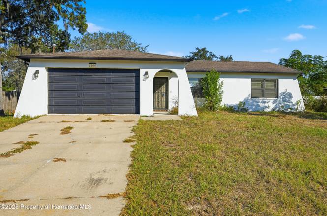 2304 Hawthorne Rd